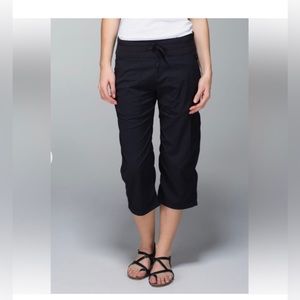 Lululemon Studio dance capris